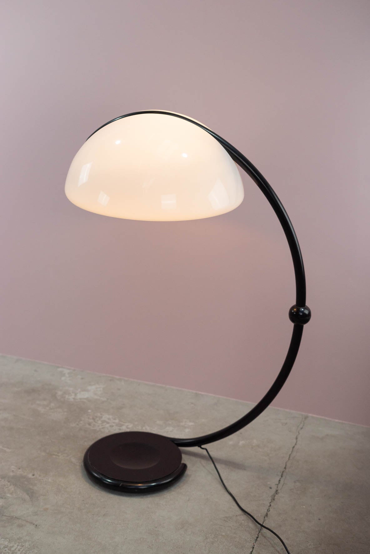 Serpente floor lamp model 2131 by Elio Martinelli for Martinelli Luce
